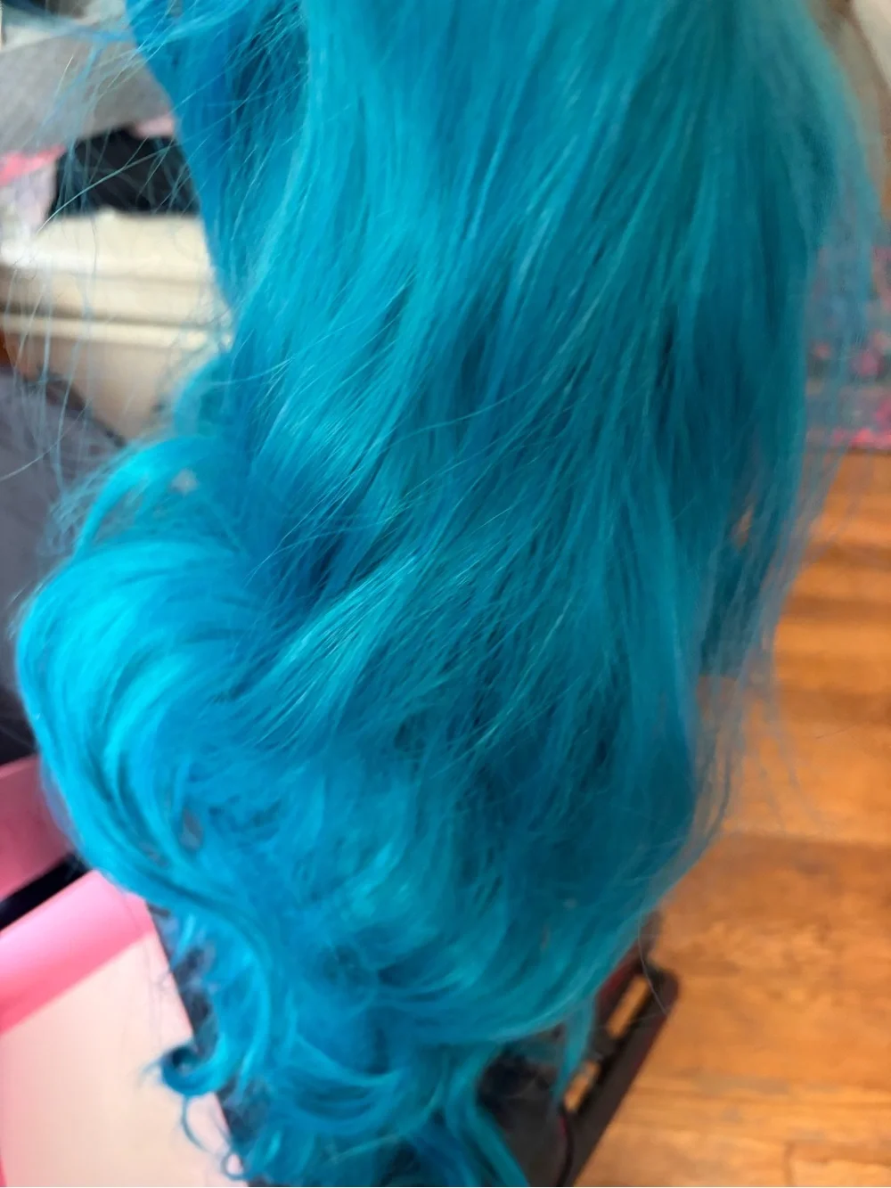 Vibrant Teal Long Wavy Women’s Wig - Lace Front